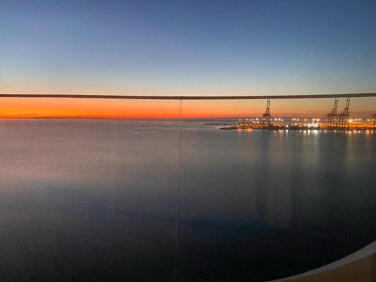 Amazing Sea View Apartment Århus Extérieur photo